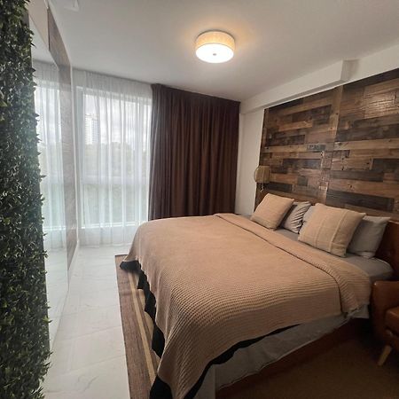 Miami Wood Apart Hotel New 2024 - Private Terrace - Free Garage - Beach 5 Min Hollywood Exterior photo