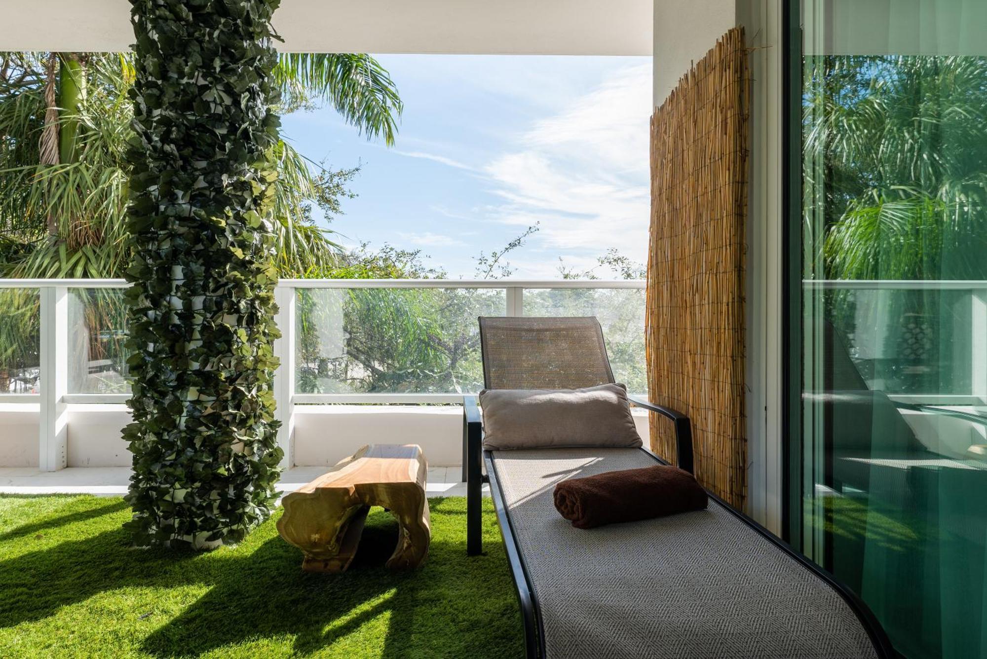 Miami Wood Apart Hotel New 2024 - Private Terrace - Free Garage - Beach 5 Min Hollywood Exterior photo
