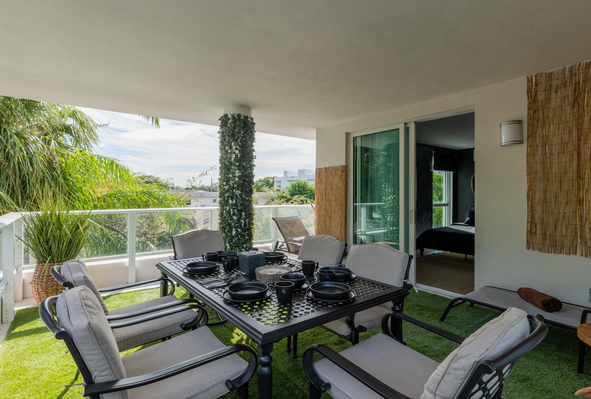 Miami Wood Apart Hotel New 2024 - Private Terrace - Free Garage - Beach 5 Min Hollywood Exterior photo
