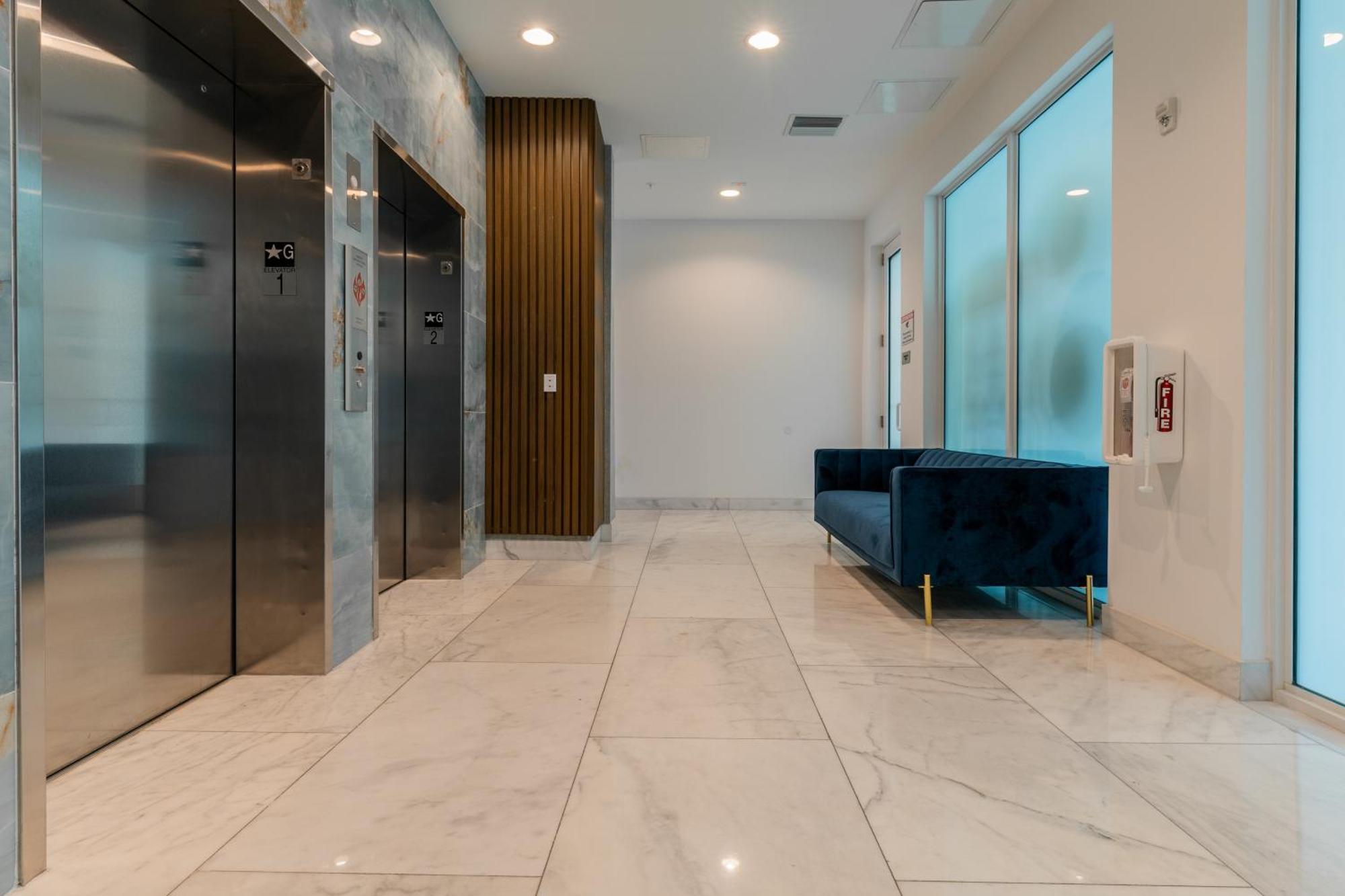 Miami Wood Apart Hotel New 2024 - Private Terrace - Free Garage - Beach 5 Min Hollywood Exterior photo